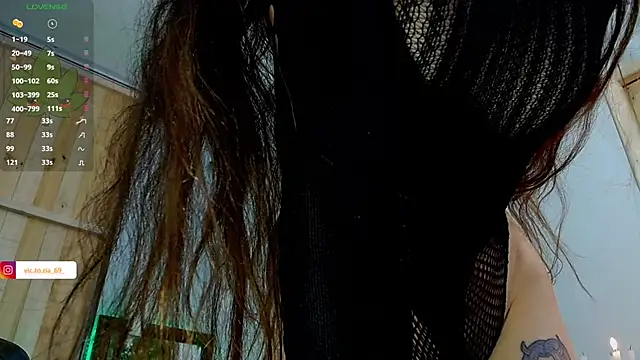 VickyJackson  online show from 02.06.25