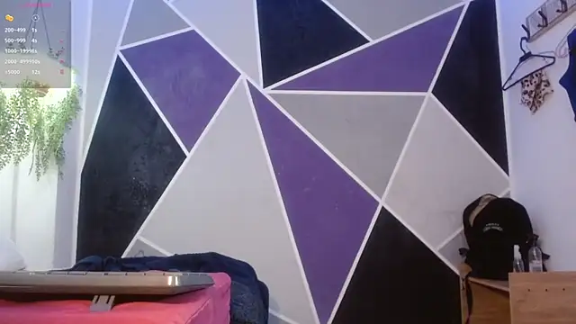 DaMikaela  online show from 10.01.25