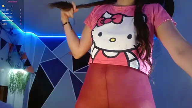 DaMikaela  online show from 10.18.25