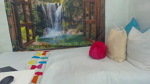 Queenteex69 online show from 03.14.25