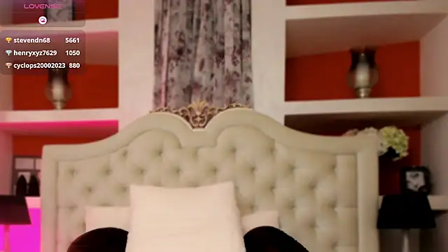 Snapshot of RagazzaBella chatting on 03.12.25 RagazzaBella online show from 03.12.25