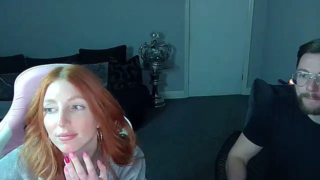 Red firesquirt online show from 03.15.25