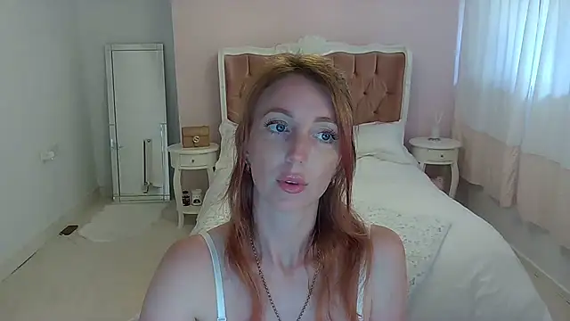 Snapshot of Red_firesquirt chatting on 06.30.26 Red firesquirt online show from 06.30.26