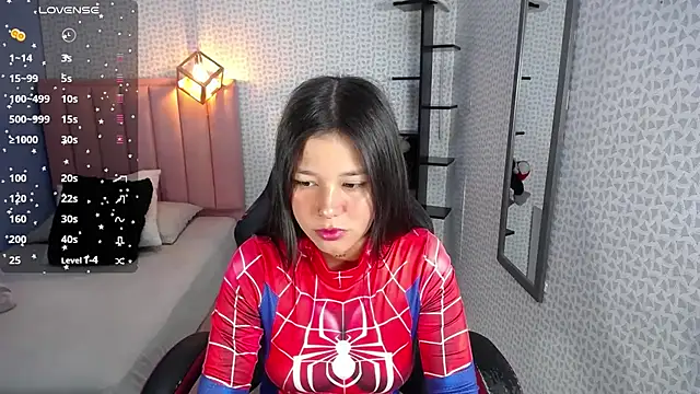 Snapshot of LORENADAVIES chatting on 10.14.25 LORENADAVIES online show from 10.14.25