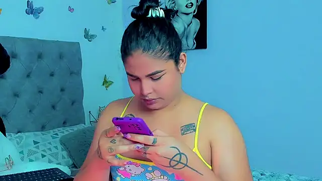 mabellfox online show from 01.30.25