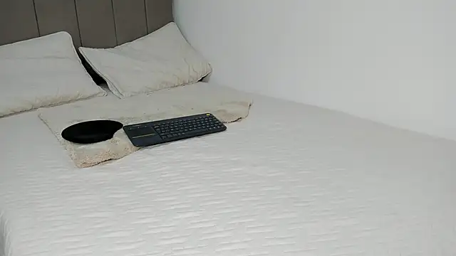 soyamandaa  online show from 04.03.26