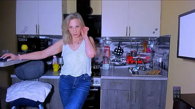 Afanasia online show from 12.05.24