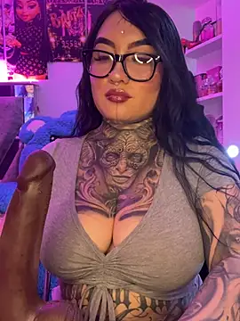 CloeeBeckam online show from 03.12.26