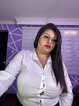 MiiaaJoness online show from 01.19.26