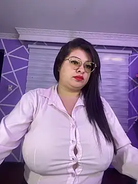 MiiaaJoness online show from 02.17.26