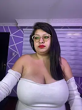 MiiaaJoness online show from 03.11.26