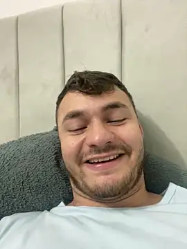 Snapshot of JacoLive chatting on 10.10.25 JacoLive online show from 10.10.25