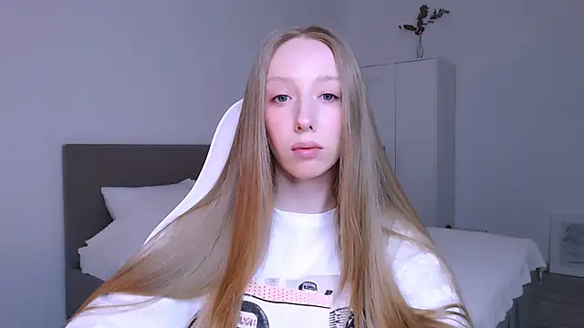 Luna insniity online show from 12.16.25