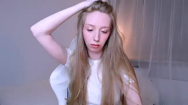 Luna insniity online show from 04.17.26