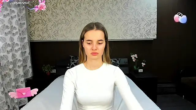 Donna Evans online show from 12.04.24