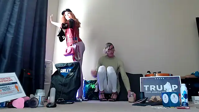 Snapshot of Taylorsexbot chatting on 01.17.25 Taylorsexbot online show from 01.17.25