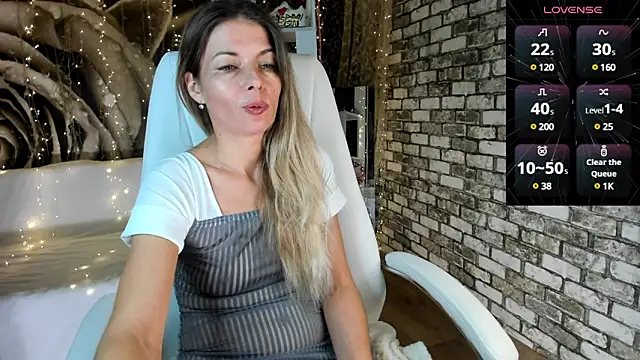 Eva Melow online show from 01.15.25