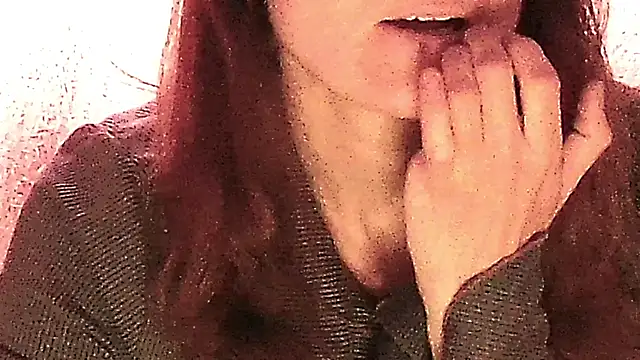 Snapshot of SecretAnni chatting on 03.12.25 SecretAnni online show from 03.12.25
