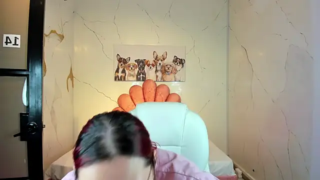 NiickyJones online show from 12.22.25