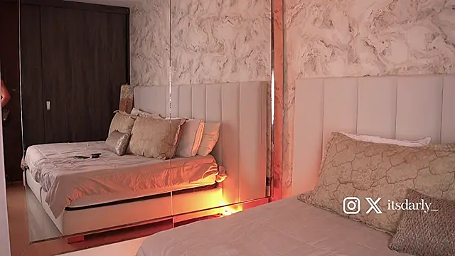 Rosalie vega online show from 11.30.25