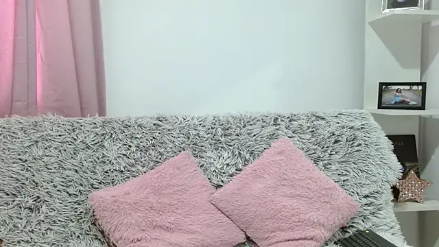 aliicee m online show from 09.29.25