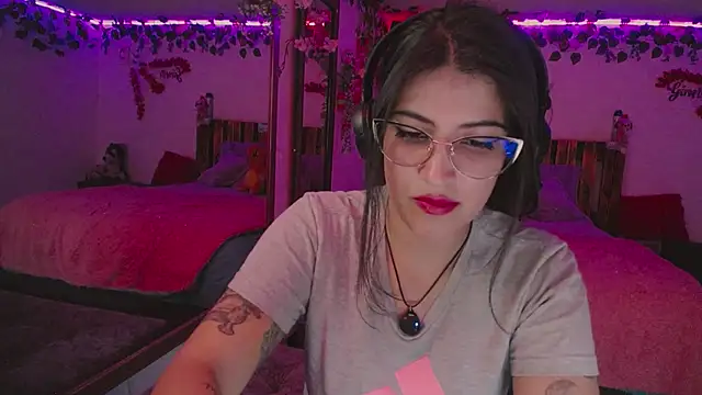 azahar  ziiz online show from 11.12.25