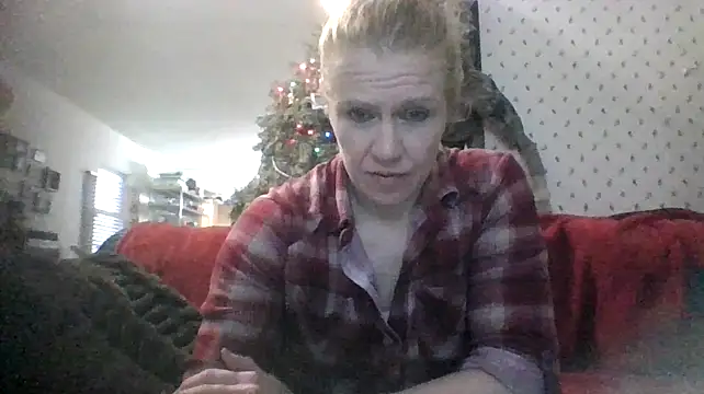 lisamatty4601 online show from 12.28.24