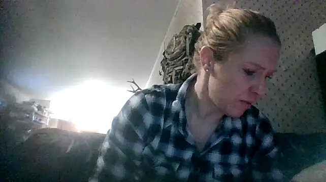 lisamatty4601 online show from 01.18.25