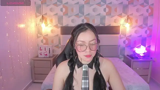 megancero online show from 01.21.25