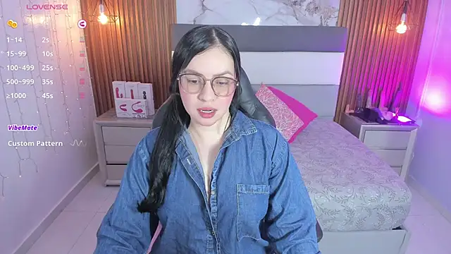 megancero online show from 02.19.26