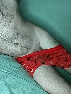 Snapshot of _Scorpion_ chatting on 10.13.25 Scorpion online show from 10.13.25