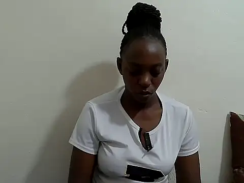 Snapshot of lizbela1 chatting on 07.17.26 lizbela1 online show from 07.17.26