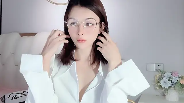 lvy-w online show from 12.11.24