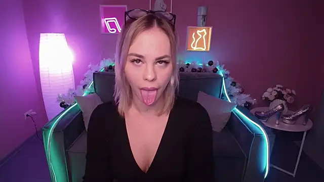 RikaRaily online show from 01.11.25