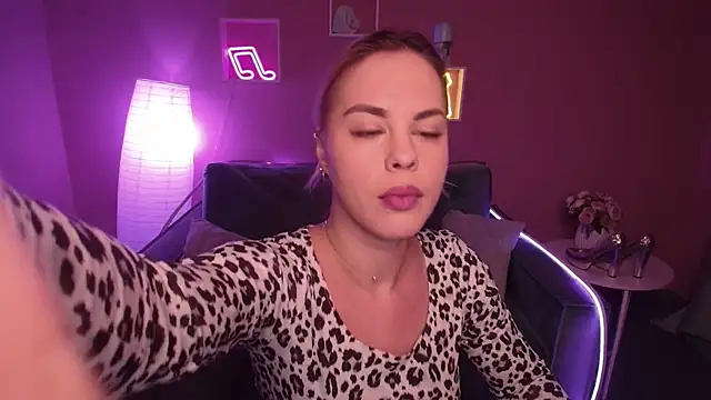 RikaRaily online show from 01.28.25