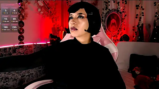 kitty roxy online show from 10.12.25