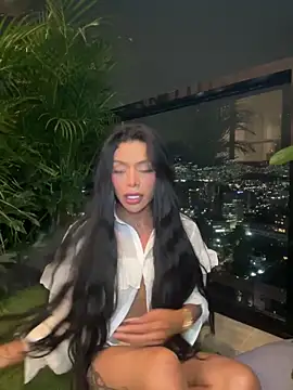 Snapshot of HOT_LADY_777 chatting on 11.05.25 HOT LADY 777 online show from 11.05.25