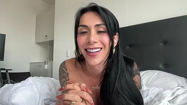 Snapshot of HOT_LADY_777 chatting on 11.12.25 HOT LADY 777 online show from 11.12.25