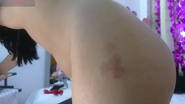 lovely trix online show from 02.28.25