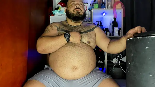 Latino bigcock online show from 12.07.24