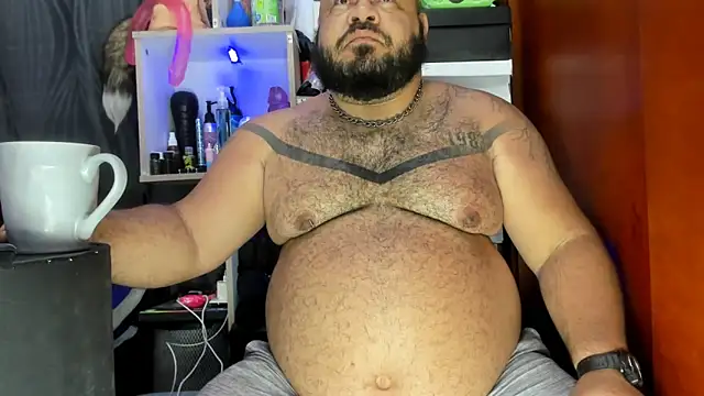 Latino bigcock online show from 01.10.25