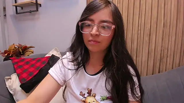 Eva Macalliter online show from 12.24.24