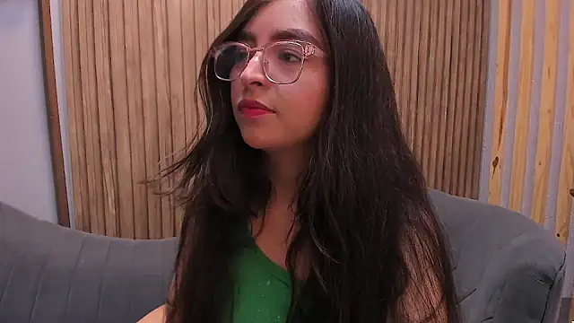 Eva Macalliter online show from 02.08.25