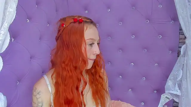 Snapshot of HornySlut69_ chatting on 03.21.25 HornySlut69 online show from 03.21.25