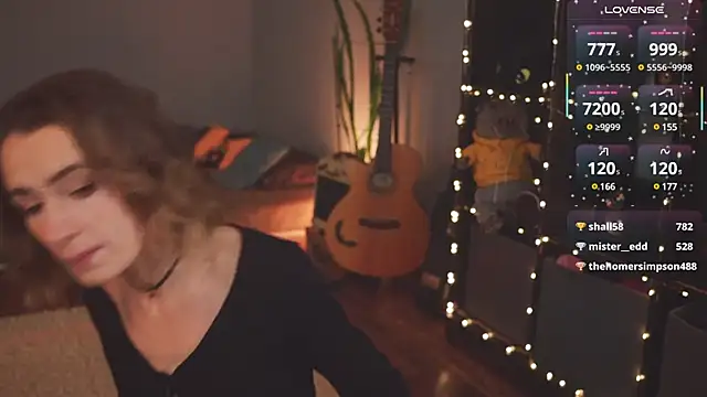 Snapshot of bananya_kitty chatting on 03.04.25 bananya kitty online show from 03.04.25