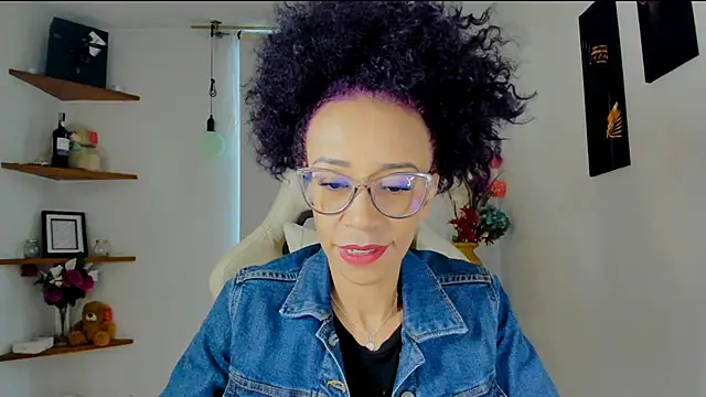 ScarlettMalbec online show from 12.12.24