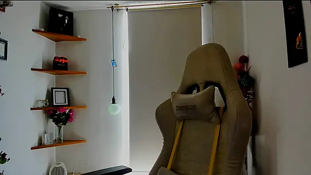 ScarlettMalbec online show from 01.12.25