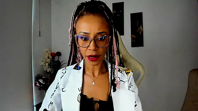 ScarlettMalbec online show from 02.26.25