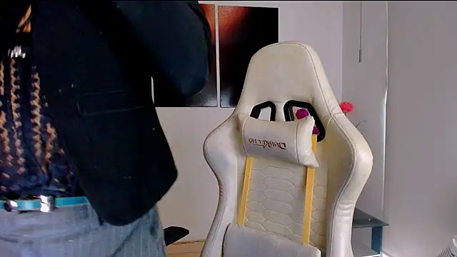 ScarlettMalbec online show from 10.15.25