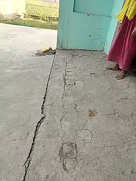 COUPLLE VILLAGE online show from 04.15.26